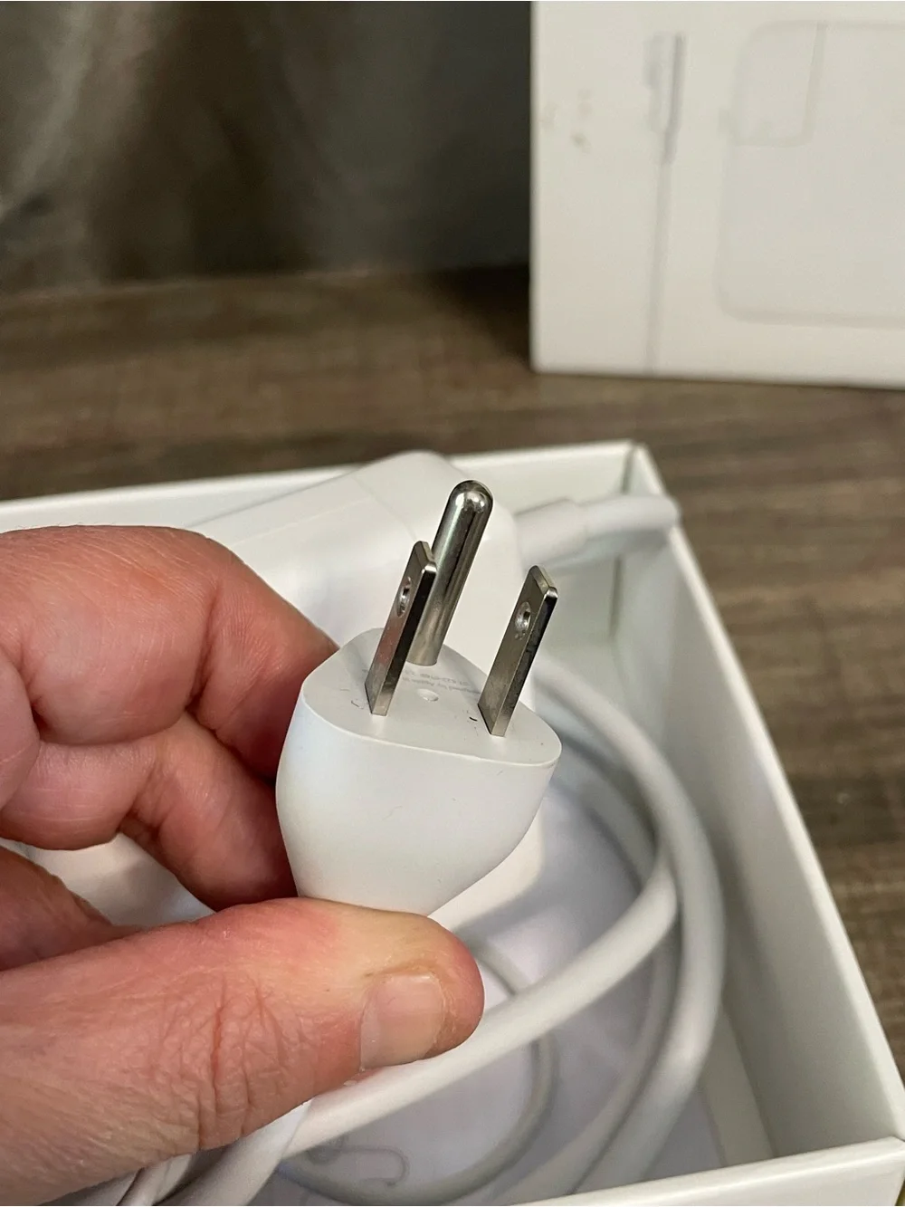 Genuine Apple 85W MagSafe 1 Power Adapter MacBook Pro Charger